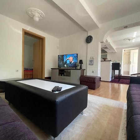 Kemica Apartment ซาราเยโว ภายนอก รูปภาพ